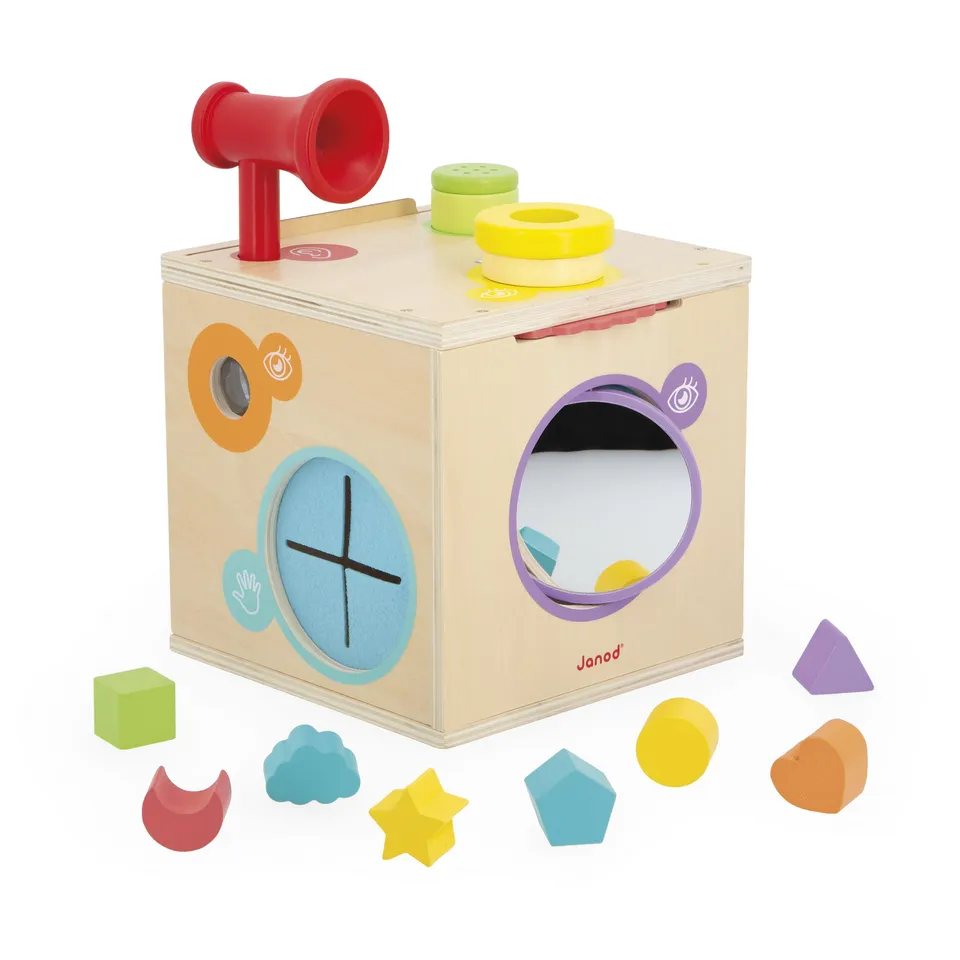 janod-cube-de-motricit-sensoriel-bois-12-accessoires-18-mois image 1