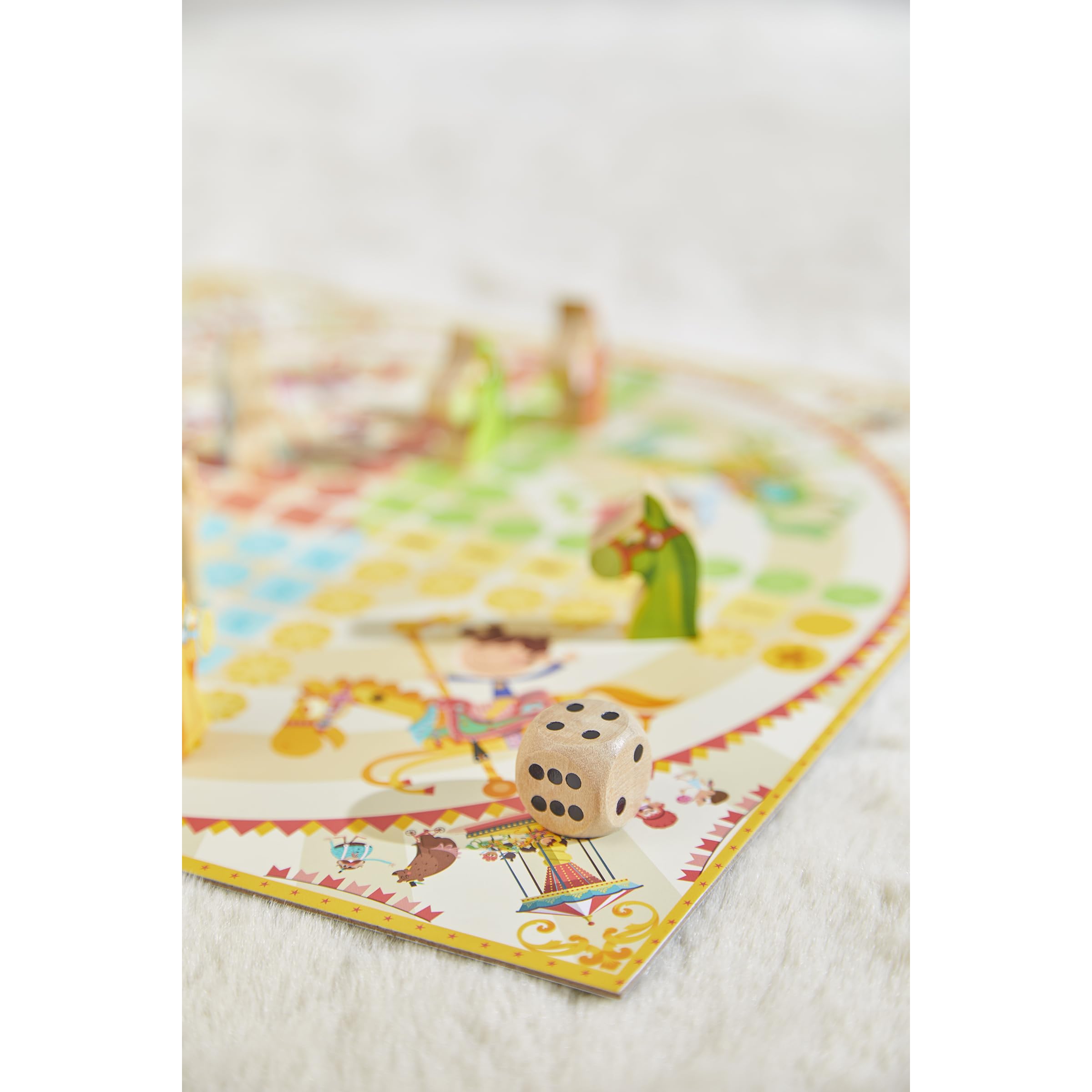 janod-jeu-des-petits-chevaux-jeu-de-dames-2-en-1-bois-d-s-4-ans image 5