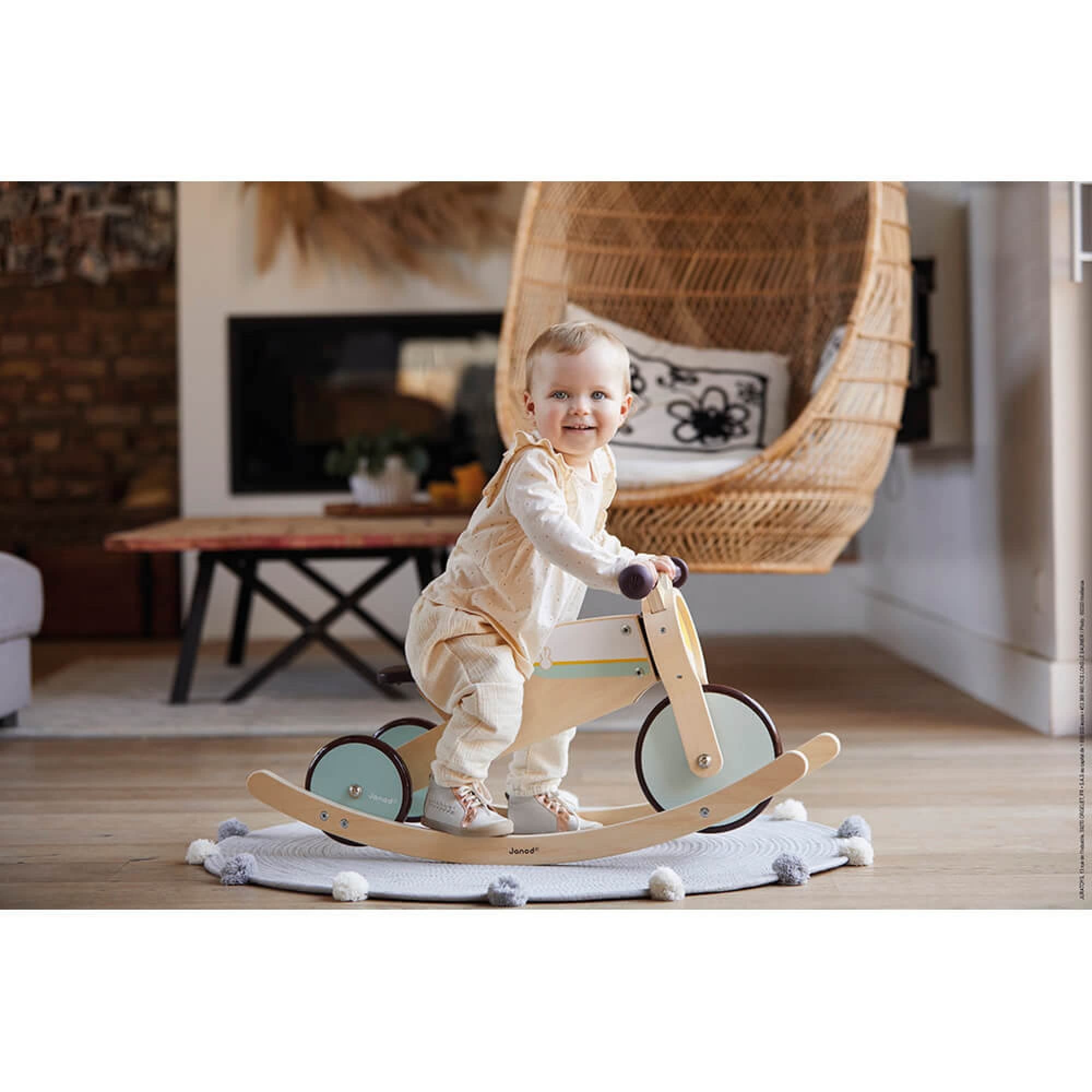 janod-j03284-tricycle-bascule-en-bois-volutif-2-en-1-12-36-mois image 7