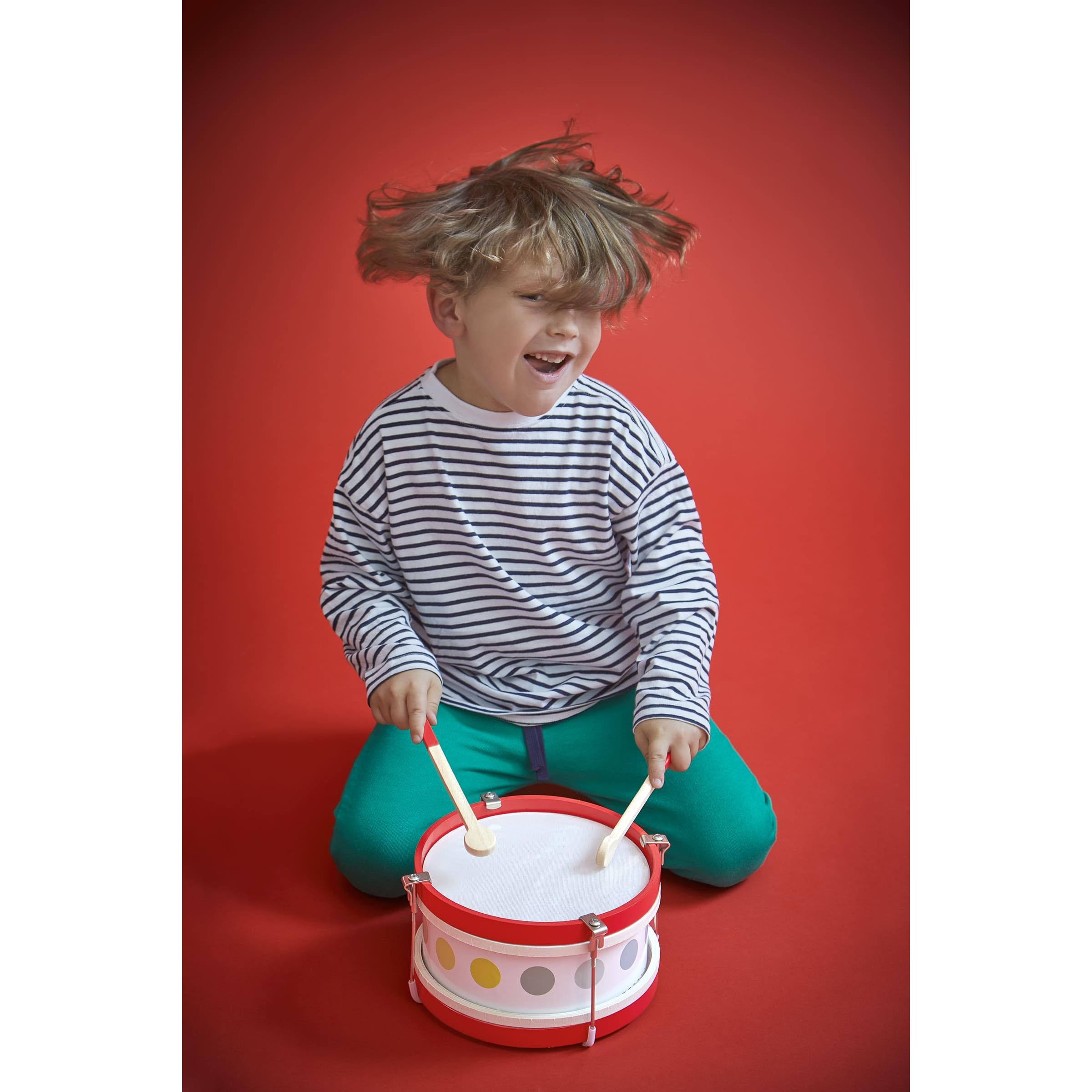 janod-confetti-4507608-tambour-en-bois-avec-baguettes-2-5-ans image 4
