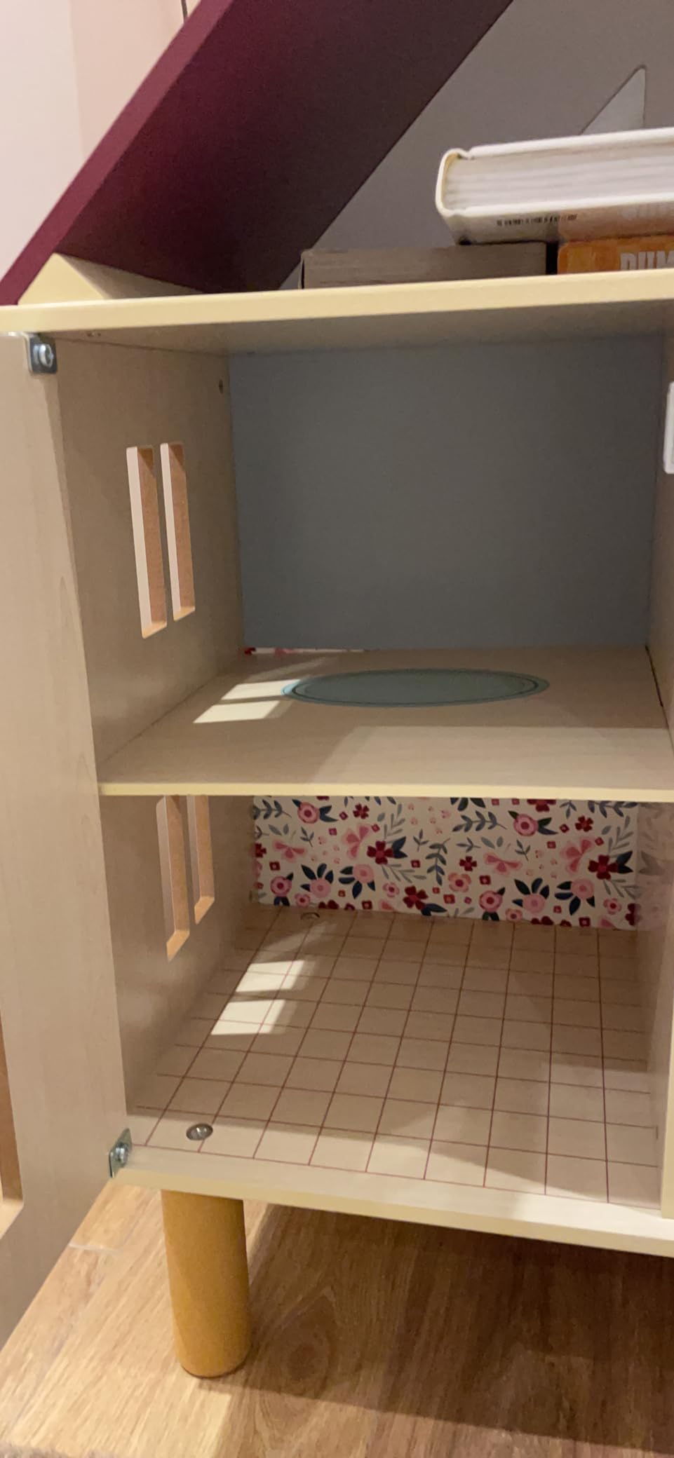 Superbe maison pour petites poupées