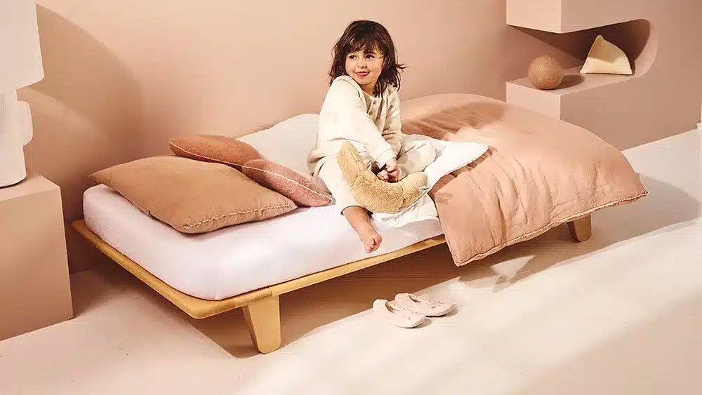 charlie-crane-yomi-lit-junior-160cm-bois-massif-transformable-banquette image 2