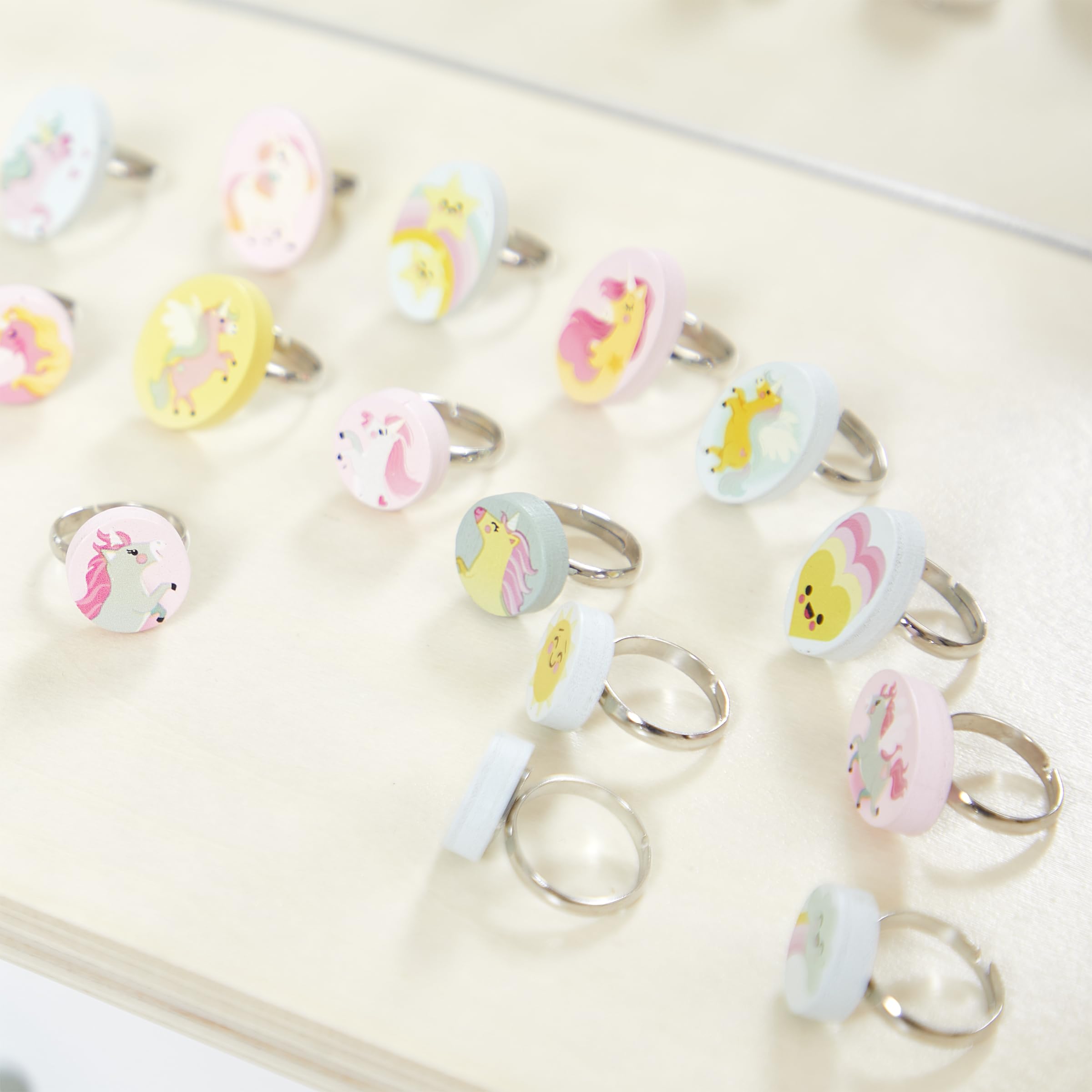 janod-20-bagues-ajustables-bois-licorne-j08881-bijoux-fille image 6