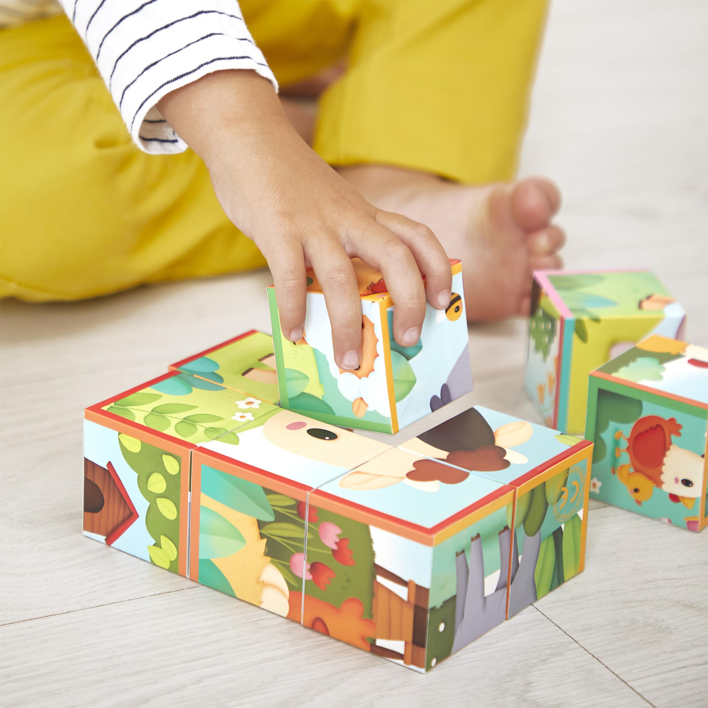 janod-puzzle-cubes-carton-ferme-9-cubes-6-puzzles-animaux-d-s-2-ans image 5