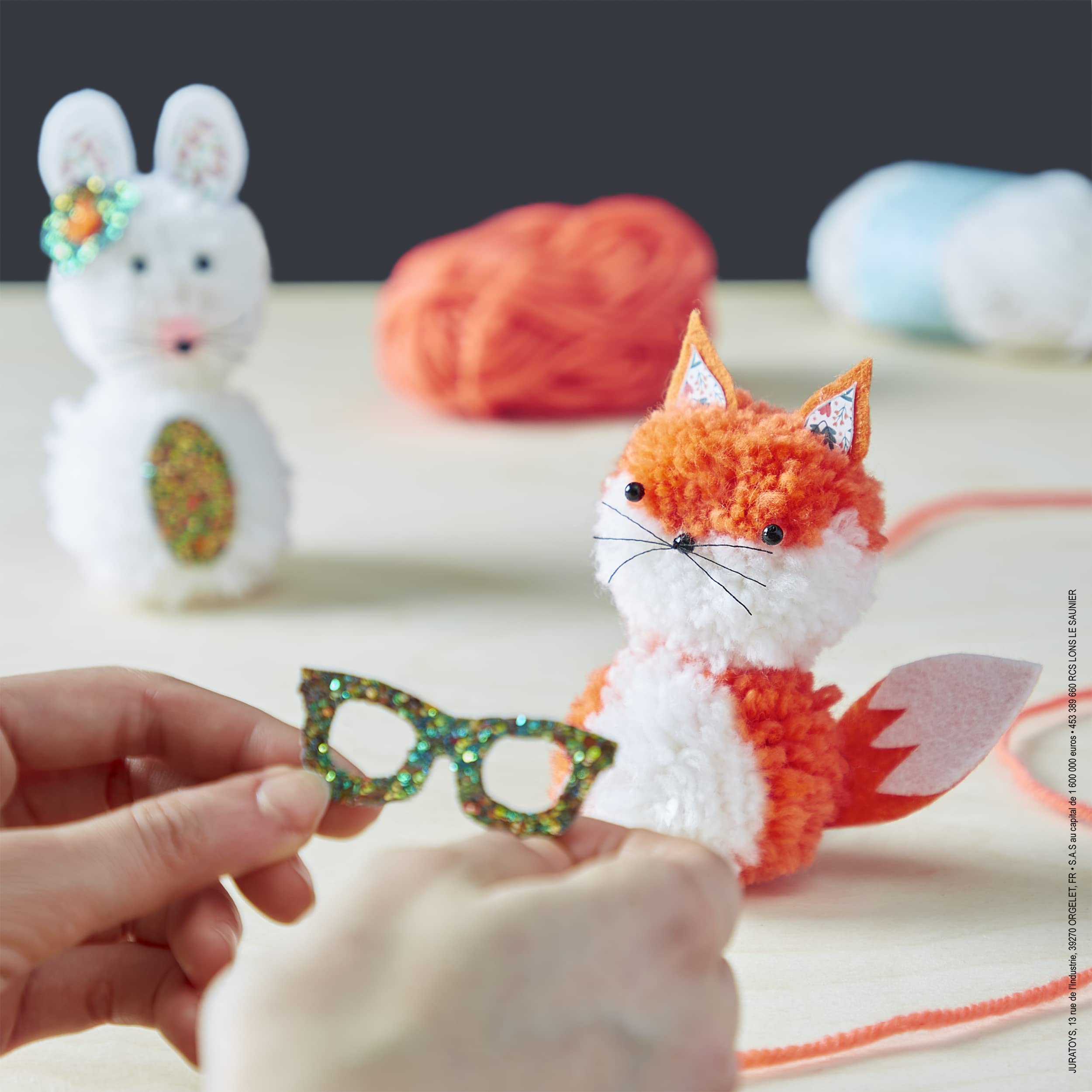 janod-coffret-2-animaux-en-pompons-les-ateliers-d-co-j07919-renard-et-lapin-d-s- image 5