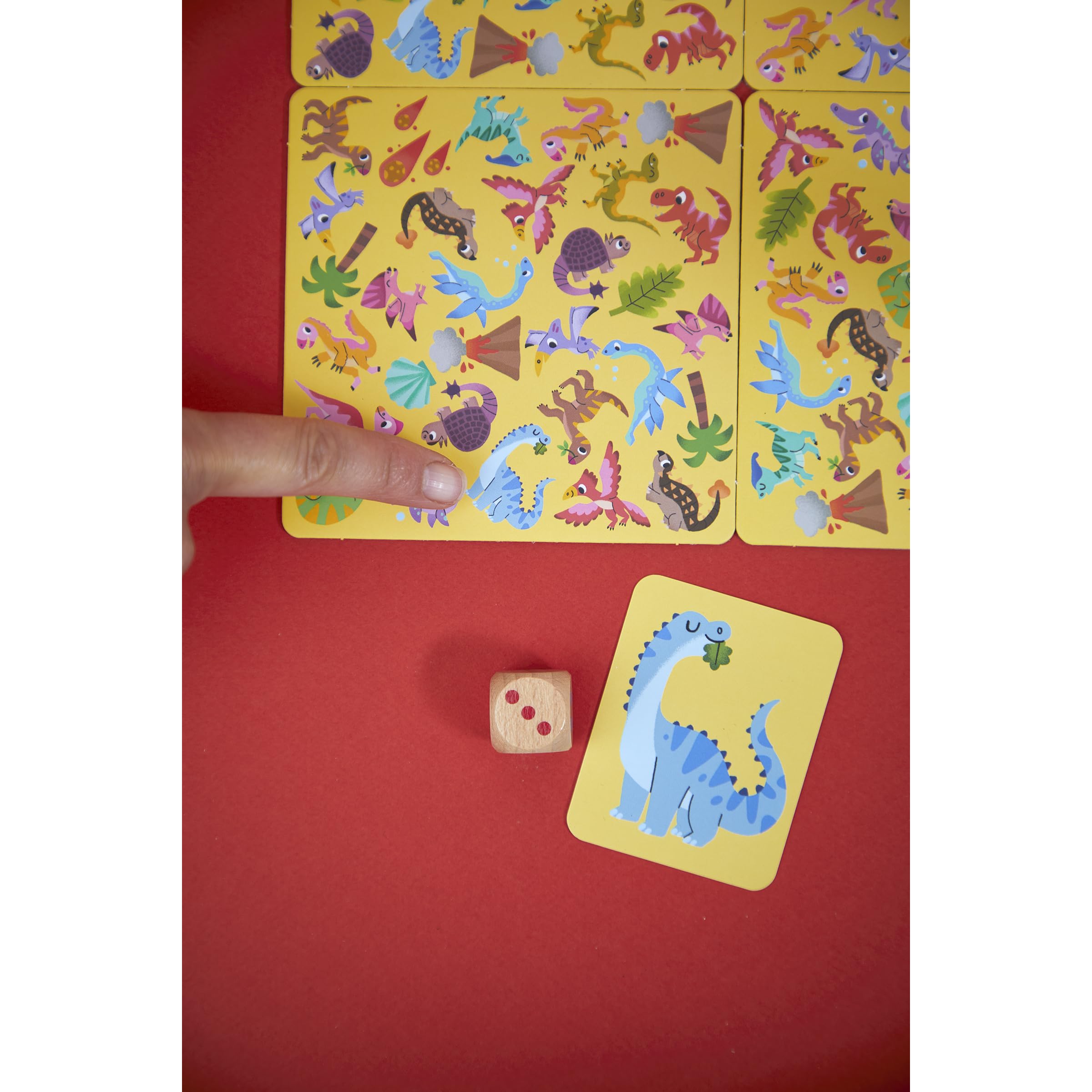 janod-mon-premier-cherche-et-trouve-dinosaures-jeu-de-soci-t-bois-d-s-3-ans image 4